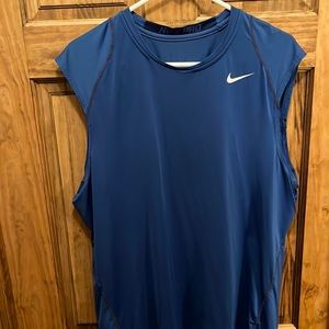 Nike sleeveless shirt xl